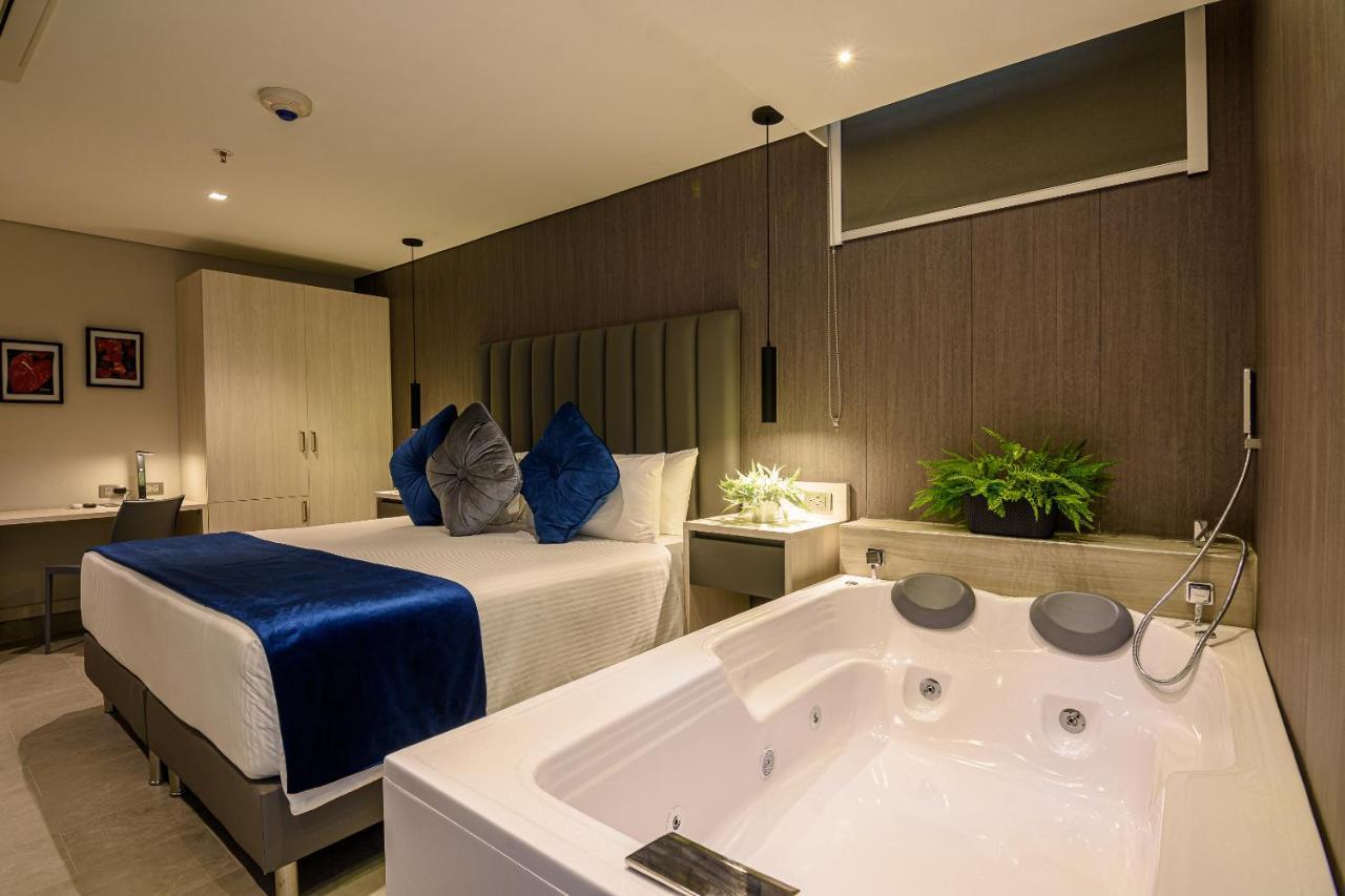 4 Sur Hotel Medellín Eksteriør billede